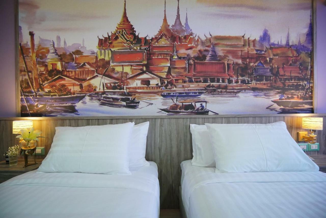 The Qube Fifty Hotel Bangkok Exterior foto